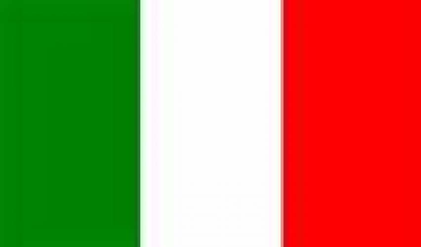 Italy flag in the format 90 cm x 150 cm made of polyester.